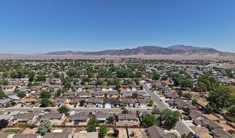 835 Columbine Dr, Fernley, NV 89408