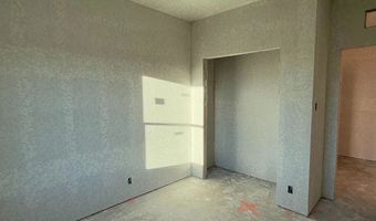 318 Brood Dr, Adkins, TX 78101