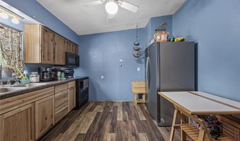 3135 115th St, Riverside, IA 52327