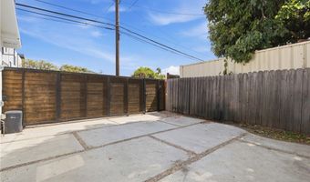 11822 Exposition Blvd, Los Angeles, CA 90064