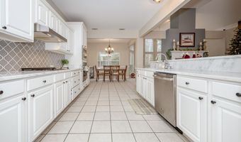 12528 Raintree Pl, Biloxi, MS 39532