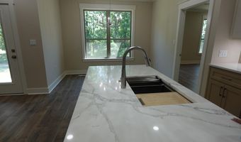 228 Michelle Dr, Beebe, AR 72012