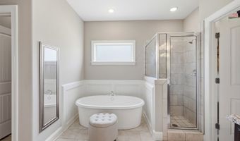 12781 LONGMIRE Loop S, Arlington, TN 38002