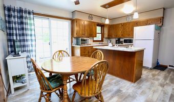 2702 NW 24th Ave, Aberdeen, SD 57401