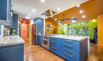 427 Akoakoa Pl, Kailua, HI 96734