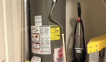 2103 W Currier Ave, Artesia, NM 88210