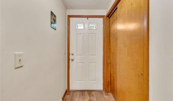 571 Burroughs Dr, Amherst, NY 14226