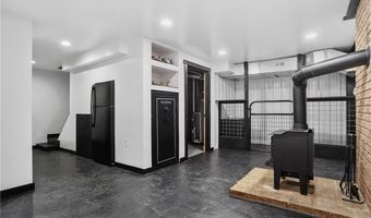 12108 Reeder Ave NE, Alliance, OH 44601