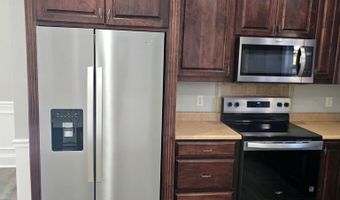 1715 Jimmy St, Adel, GA 31620