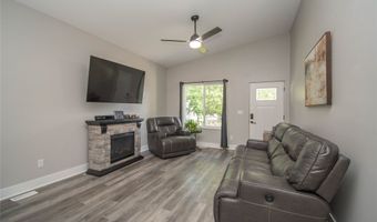 1131 Prairie St, Adel, IA 50003