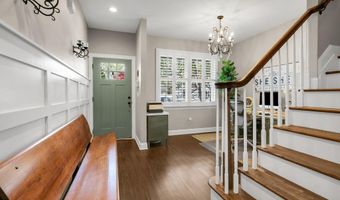 133 Maplewood Ave, Atlantic Highlands, NJ 07716
