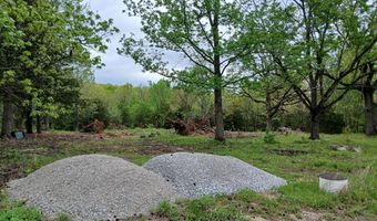 23774 Farm Road 2085, Aurora, MO 65605