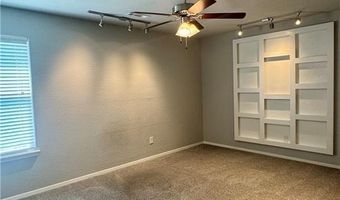 704 Loudon Dr, Bentonville, AR 72712