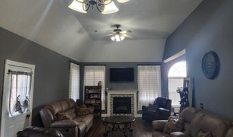 21306 Lawrence 2074, Ash Grove, MO 65604
