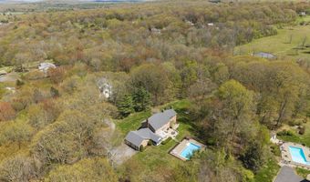 16 Cider Mill Rd, Burlington, CT 06013