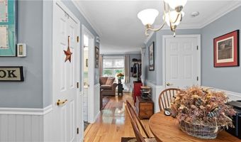 37 Niblick Cir, Coventry, RI 02816