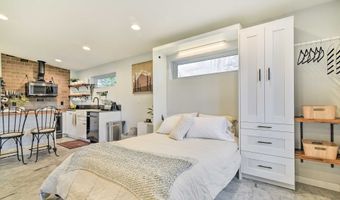 24752 NE PRAIRIE VIEW Dr, Aurora, OR 97002