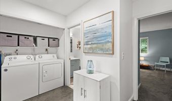 84 Roundhouse Rd, Bourne, MA 02532