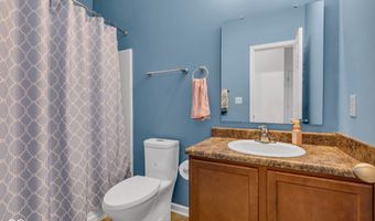 2349 Cole Wood Cir, Indianapolis, IN 46239