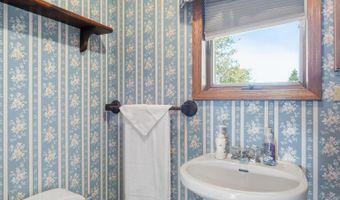 6095 E Division Rd, Angola, IN 46703