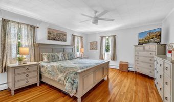 143 Maple St, Bangor, ME 04401