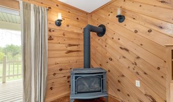 2834 Dick Brown Rd, Bridgewater, NH 03264