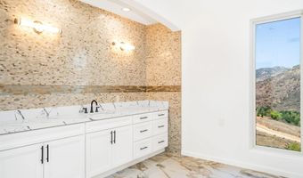 3034 Mountain View Dr, Escondido, CA 92027