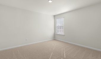 977 Misty Creek Dr, Aberdeen, NC 28315