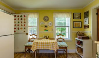 129 Miller St, Belfast, ME 04915