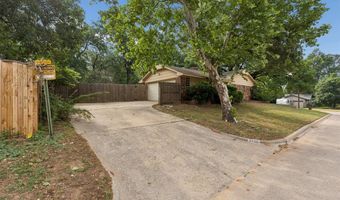 7725 NW 20th St, Bethany, OK 73008