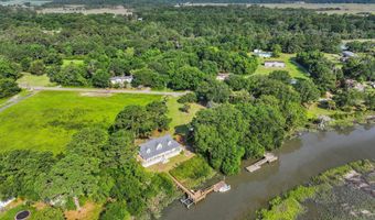 32 Eustis Landing Rd, Beaufort, SC 29907