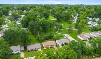 113 Roland Ave, Ballwin, MO 63021