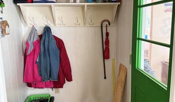 6 G St, Bangor, ME 04401