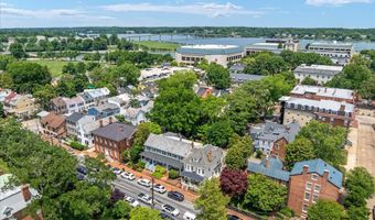 238 KING GEORGE St, Annapolis, MD 21401