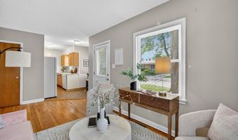 2741 57th St, Des Moines, IA 50310