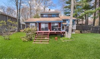 316 Court House Ln, Burrillville, RI 02859