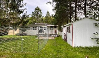 321 Campstead Cir, Tobyhanna, PA 18610