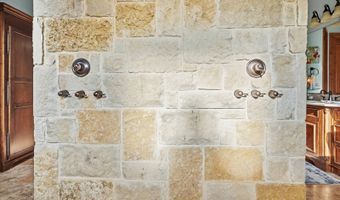 1739 Gateway Rd, Ardmore, OK 73401