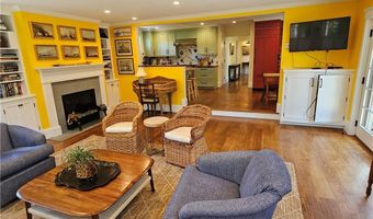 209 Coggeshall Ave, Newport, RI 02840
