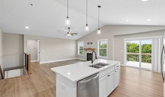 314 NE Meadow Ln, Ankeny, IA 50021
