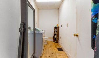 101 Leeman Hwy, Bath, ME 04530