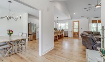 465 Mustang Rd, Camden, SC 29020