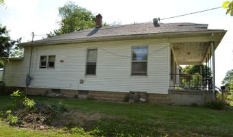135 E Pine St, Albion, IL 62806