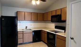 717 Ridgeside Dr L, Ballwin, MO 63021