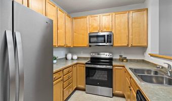 15382 Founders Ln 804, Apple Valley, MN 55124