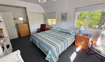 56 Red Gate Ln, Acton, ME 04001