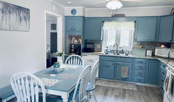 202 W Walnut St, Bainbridge, IN 46105