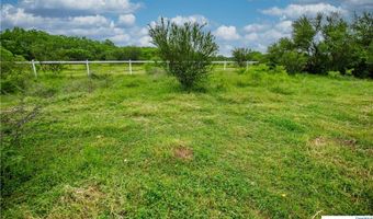 000 La Vernia Rd, Adkins, TX 78101