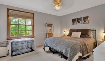 1028 Lexington Dr, Aliquippa, PA 15001