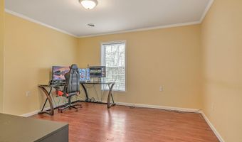 245 NW Leonard St, Abingdon, VA 24210